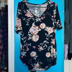 24/7 Maurice’s, M, Floral Print